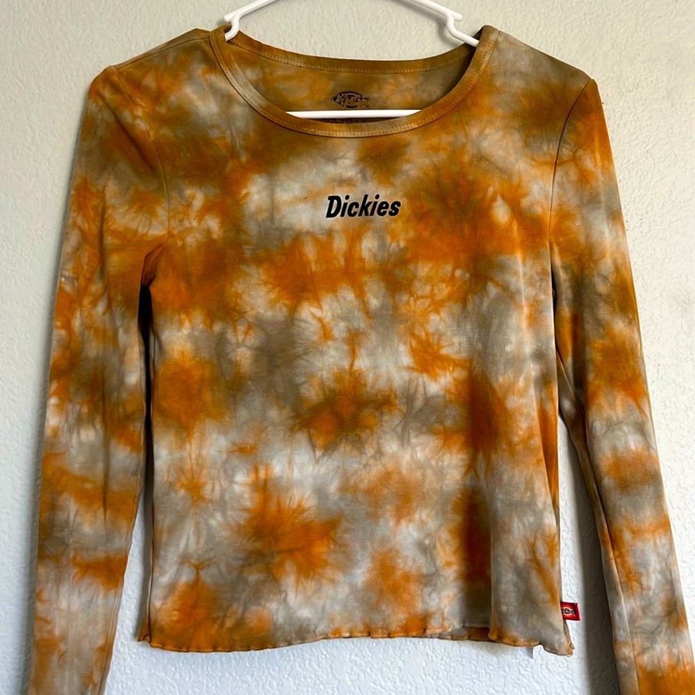 Women’s long sleeve